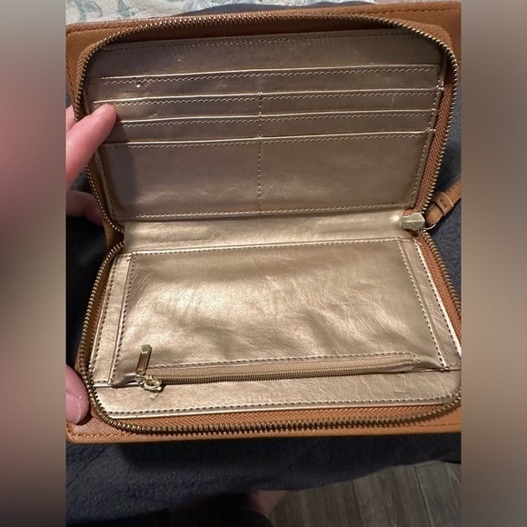 Anne Klein Lion Logo Wristlet Wallet - Picture 3 of 4